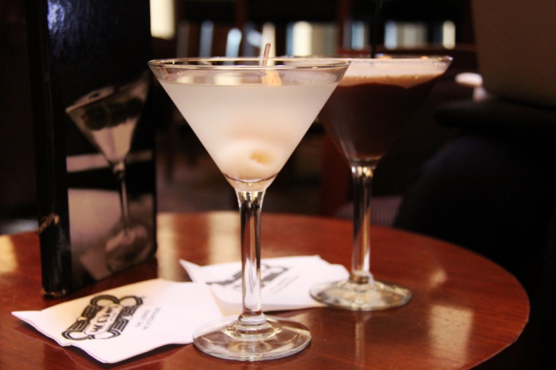 brasserie-FLASSANS SUR ISSOLE-min_martini_bar_lychee_chocolate_alcohol_liquor_happy_hour_happy-910161